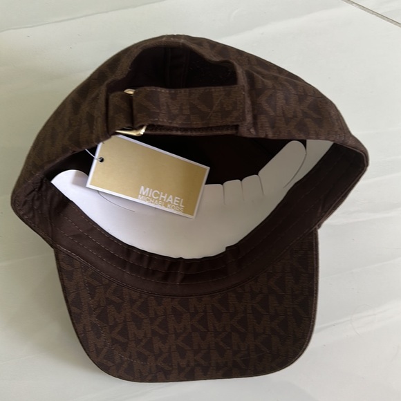 BNWT Michael Kors MK Logo cap - Picture 5 of 6